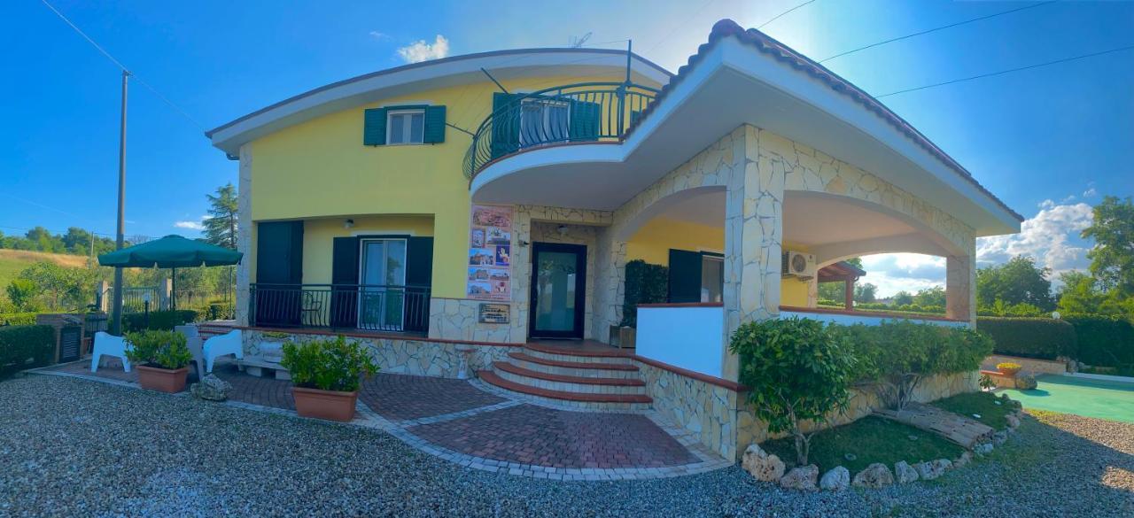 Il Nido Delle Rondini Acomodação com café da manhã Grottole Exterior foto