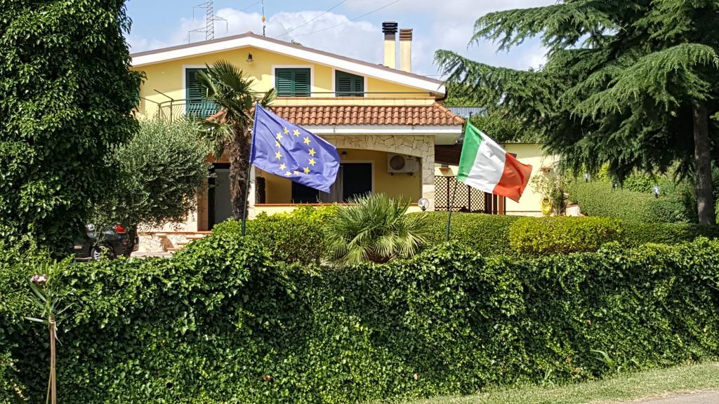 Il Nido Delle Rondini Acomodação com café da manhã Grottole Exterior foto